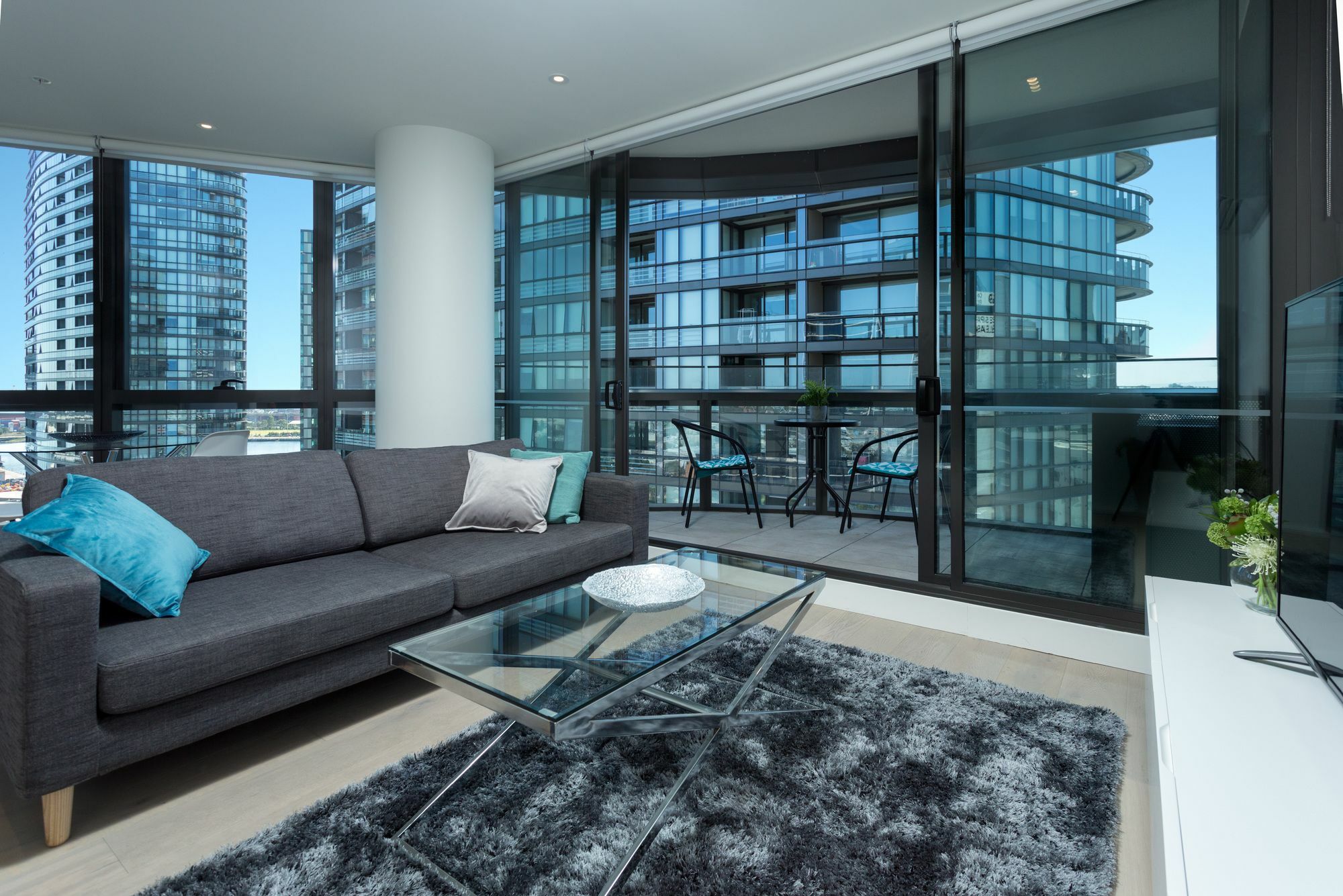 Wyndel Apartments - Riverside On Collins Melbourne Exterior photo
